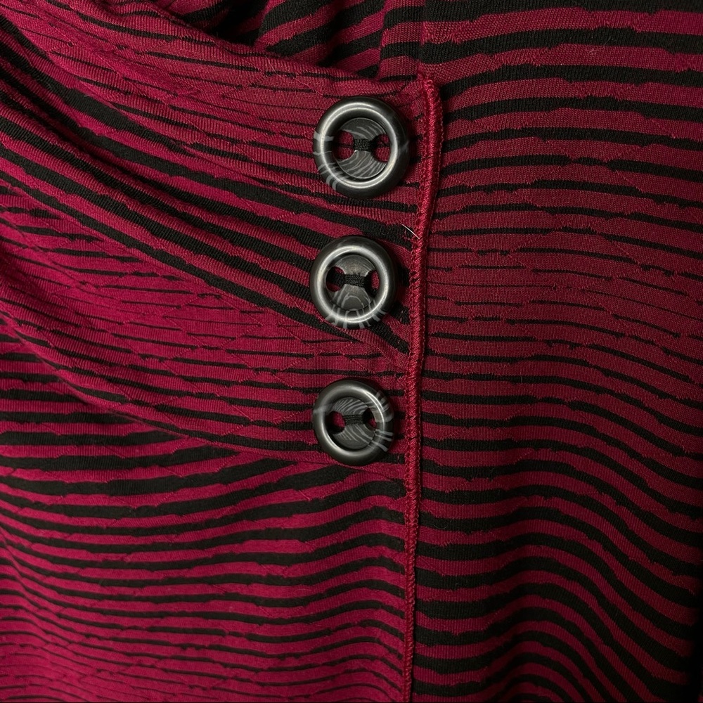 Habitat Black Dark Red Knit Pullover Top XS - Picture 5 of 5